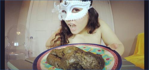 Blonde Goddess Delivers Intense Scat Experience in Lick That Shit Like A Slut - UltraHD 4K