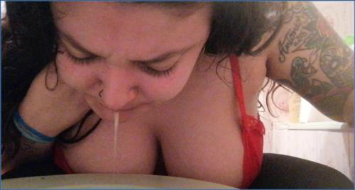 All Natural Pee and Vomit Fetish FullHD 1080p Scat-Shop.com