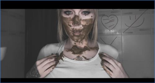 Vintage Mistress Fetish Performance in FullHD 1080p Russian Scat