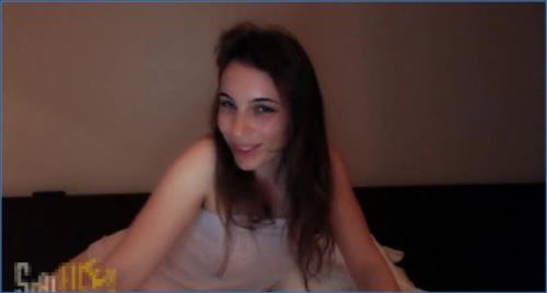 LittleMissKinky's Intense Scat Session in FullHD 1080p