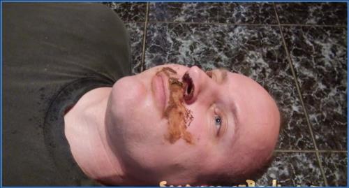 Intense Femdom and Toilet Slavery in Scatqueens-Berlin's Das Klomaul Wird Abgefuellt Part 2