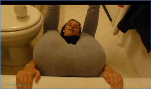 Download Sorsha in Secretlover3's FullHD Scat Smearing Scene Scat-Slaves.net