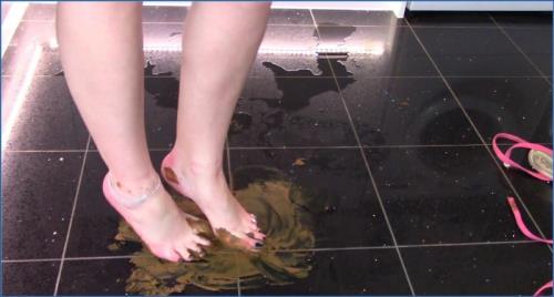 British Mistress Delivers Solo Panty Domination in FullHD on My Kinky Poo Foot Fetish