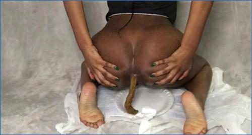 Syren's Extreme Scat and Piss Content in Morning Poop + I Love My Poop FullHD 1080p – Scat-Slaves poster