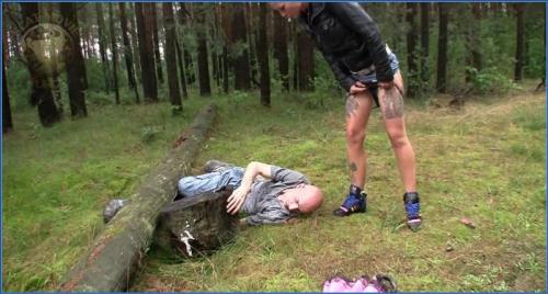 Brazilian babe gets wild in an extreme scat vid, HD. – Scat-Slaves poster