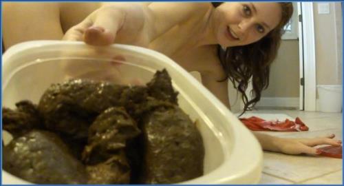 Alexa and Jessica Valentino Push Boundaries in Alexa XOXO 08 with Intense Solo Scat and Pissing