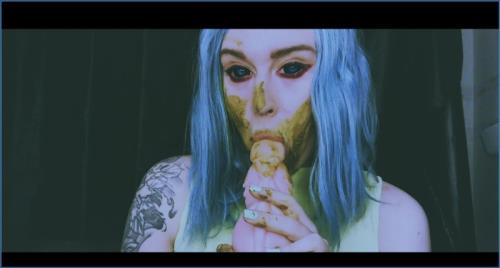 Spooky Scat Wife Betty in FullHD Russian Amateur Scene – Scat-Slaves poster