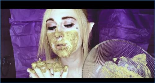 Download Vintage Mistress's Shitting Domination in HD Scat-Slaves.net