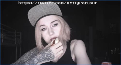 Download Pee and Smearing Domination by DirtyBetty in FullHD 1080p Scene Scat-Slaves.net