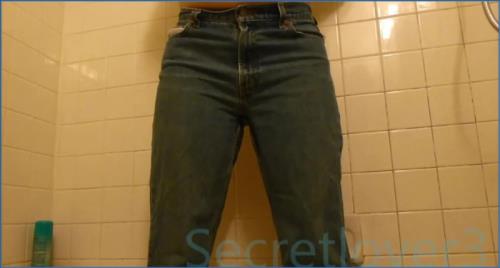 Sorsha's Dominating Performance in FullHD Scat Fetish Video