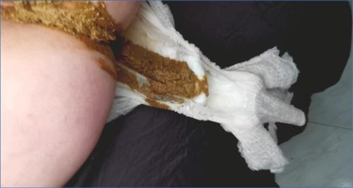 Dirty Betty Delivers Extreme Fetish in 4K Scat Scene – Scat-Slaves poster