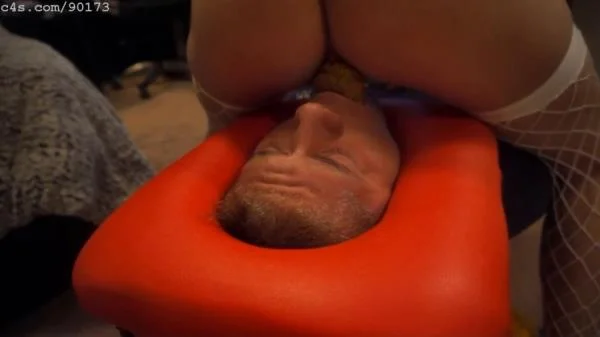 Farts Filth [FullHD 1080p] Fetish, Domination (GoddessAmirha.com) – Scat-Slaves poster