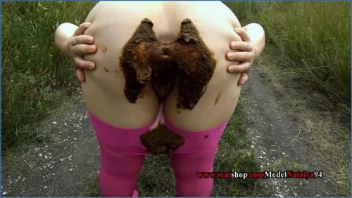 A Walk In Colored Pantyhose On The Nature Scat, Orgy [FullHD 1080p / 2022] 914.43 MB
