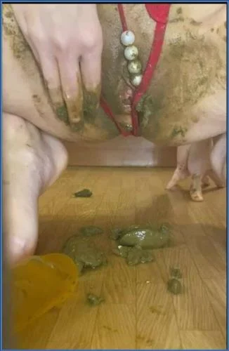 Veronika's Extreme Fetish Scat Performance in SD