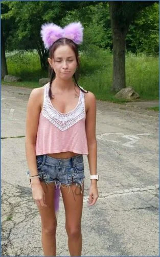 LilbuttLex German Kaviar Fetish Hiking Photoshoot Piss Drinking Scat BDSM – Scat-Slaves poster