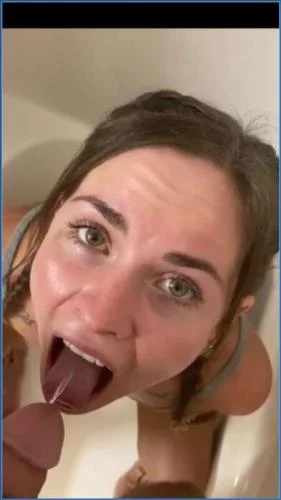 Download LilbuttLex Salvages Scat Fetish and Golden Shower Clips Scat-Slaves.net