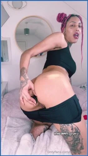 Inked Bambi's Scat Fetish spectacle: Enema, Foodplay, and More - related scat video at Scat-Fetish