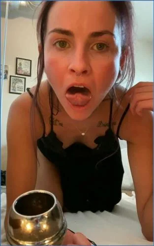 LilbuttLex Performs Extreme Anal Scat Fetish with Tunnel Plug in FullHD - scat porn video at Scat-Fetish.com