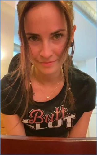 Anal Piss show with LilbuttLex in FullHD - scat porn video at Scat-Fetish.com