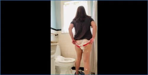 Layla Lee's Fetish Panty Pooping and Dirty Scat Play - scat porn video at Scat-Fetish.com