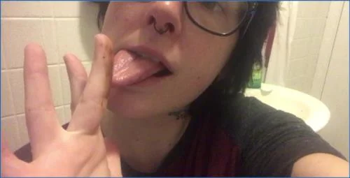 Brooklyn Babe Does Toilet Slavery in FullHD