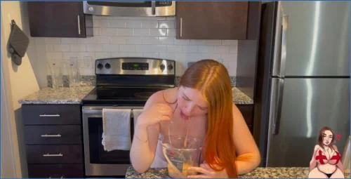GingerCris FullHD Scat and Natural Tits Scene Download