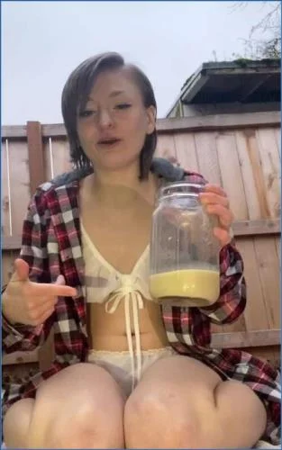 Morning Milk Enema: Extreme Solo Scat Fetish in 4K with Sexandcandy18 – Scat-Slaves poster