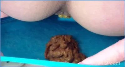 Milana's Extreme Scat Run: Shitting, Smearing, and Eating in Russian - scat porn video at Scat-Fetish.com