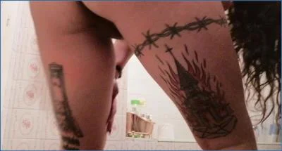 Badkitty España Shits, Smears and Masturbates in Wild Scat Solo - related scat video at Scat-Fetish