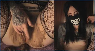 DirtyBetty Shits, Smears and Pisses on Camera in Wild Russian Scat Run - popular scat video at Scat-Fetish