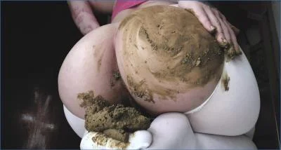 Dirty Betty Shits and Smears with Freakish Filthy Fun - scat porn video at Scat-Fetish.com