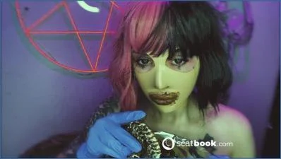 Sweet Betty Parlour Dominates with Shit and Fist - Scat, Fisting - scat porn video at Scat-Fetish.com