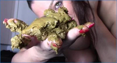 Eva Marie's Naughty UK Scat and Pee Fetish Solo - scat porn video at Scat-Fetish.com