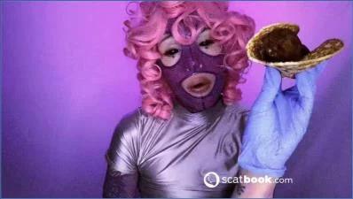 Sweet Betty Parlour Stars in Alienoid Milf Scat, Fisting, and Kaviar Breakfast video - scat porn video at Scat-Fetish.com