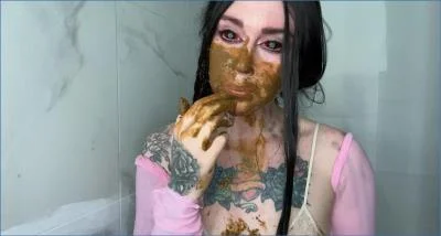 Dirty Betty Engages in Extreme Scat Play with Solo Masturbation and Shit Eating - scat porn video at Scat-Fetish.com