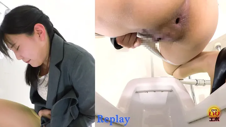 Japanese Scat Voyeur: Shy Office Lady Unaware on Noisy Toilet - scat porn video at Scat-Fetish.com