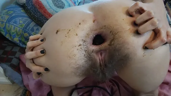 PiPayPipo Delivers a Deep Gaping Solo with Grubby Scatbook Anal - scat porn video at Scat-Fetish.com